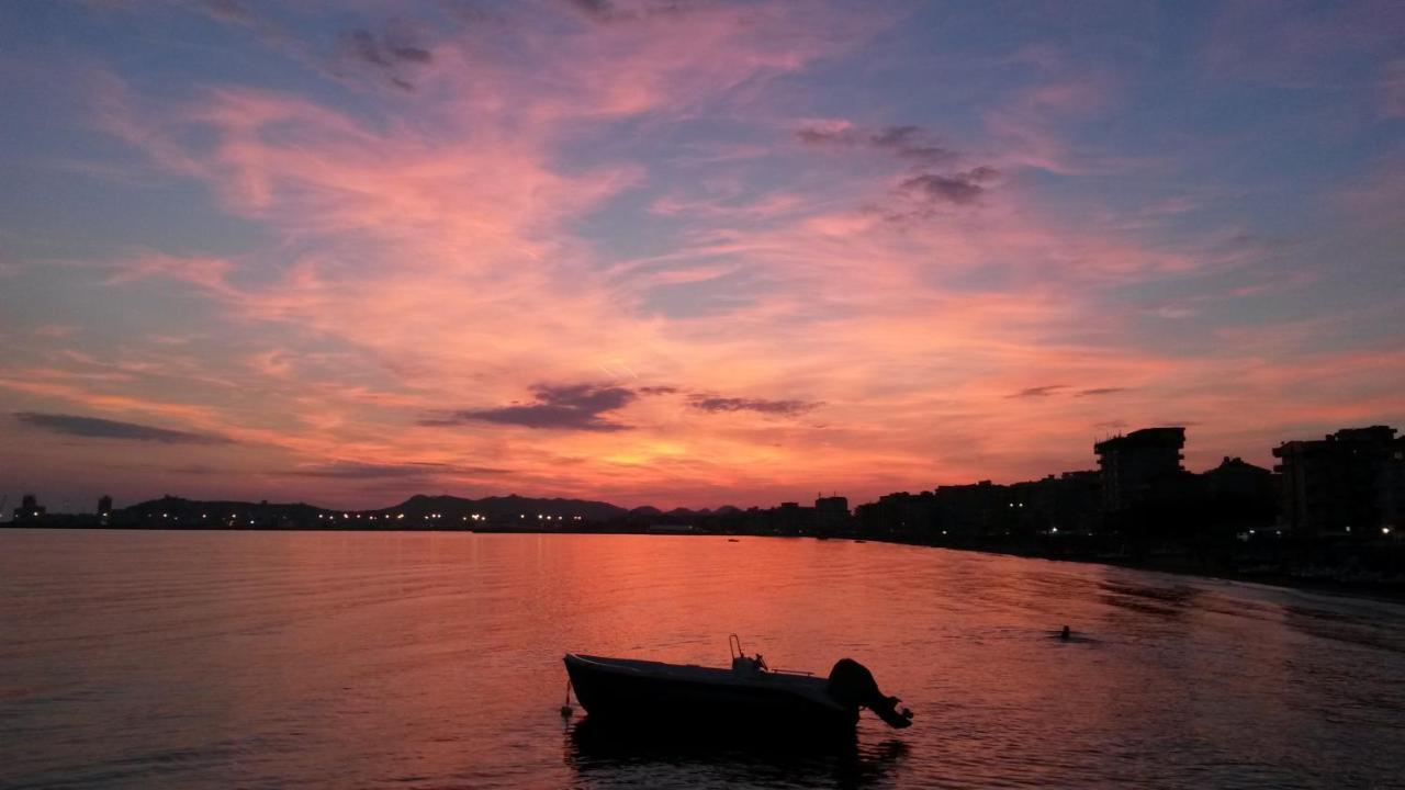 Calm Blue Sea Apartment ดูร์เรส ภายนอก รูปภาพ